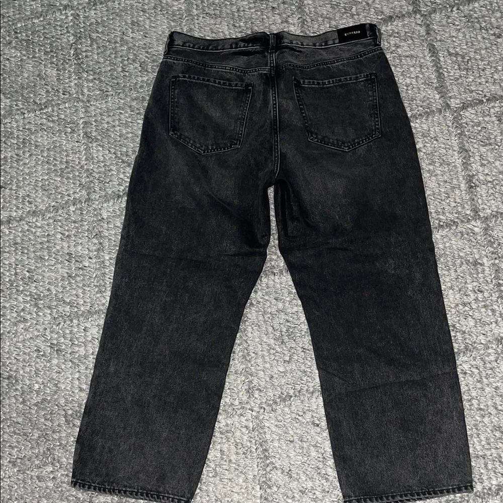 Express Women’s Charcoal Relaxed Jeans - Picture 2 of 5